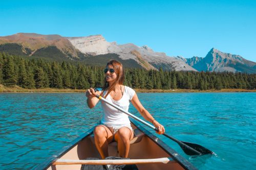 raquel furtado em Jasper nas montanhas rochosas canadenses