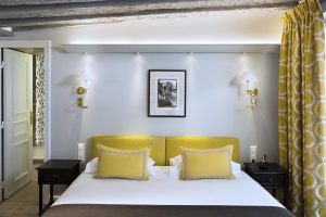 quarto do hotel em Paris