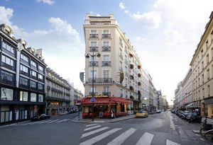 fachada do hotel em Paris