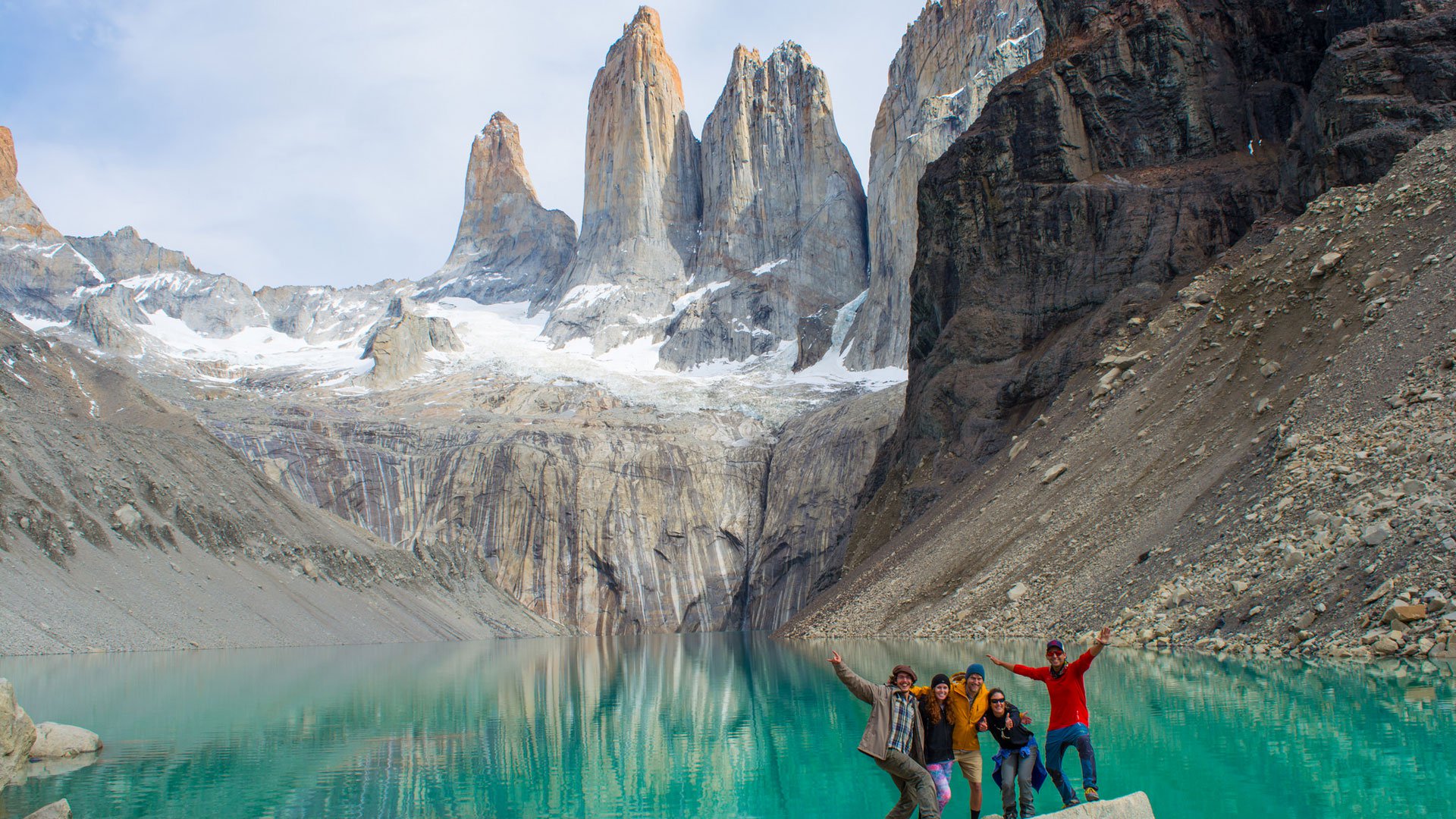 base das torres em torres del Paine