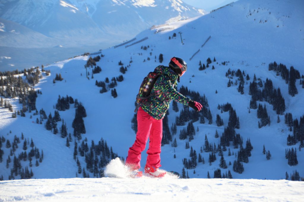 esquiando em marmot basin