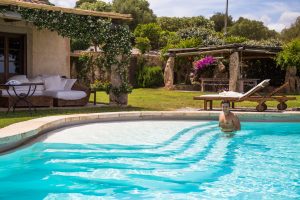 casa alugada na sardenha - piscina