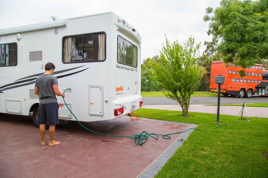 Abastecendo a água do Motorhome