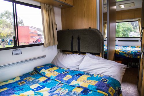 Motorhome por dentro - cama 1