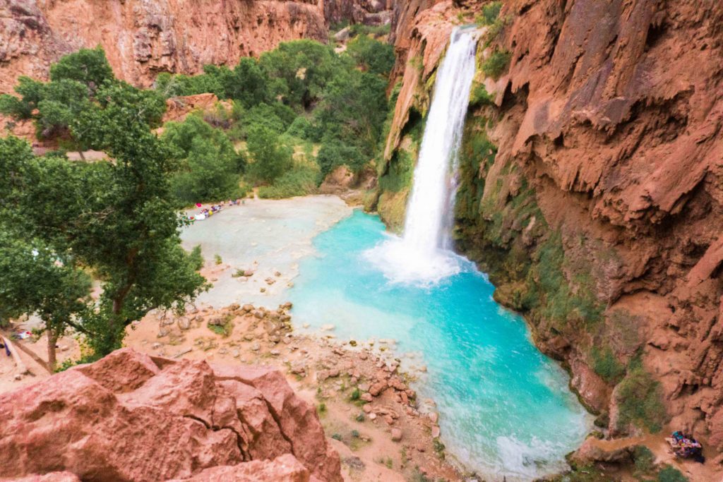 Vista de cima da Havasu Falls