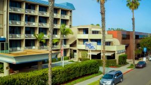 Onde ficar em La Jolla: Hotel In By The Sea (foto da entrada)