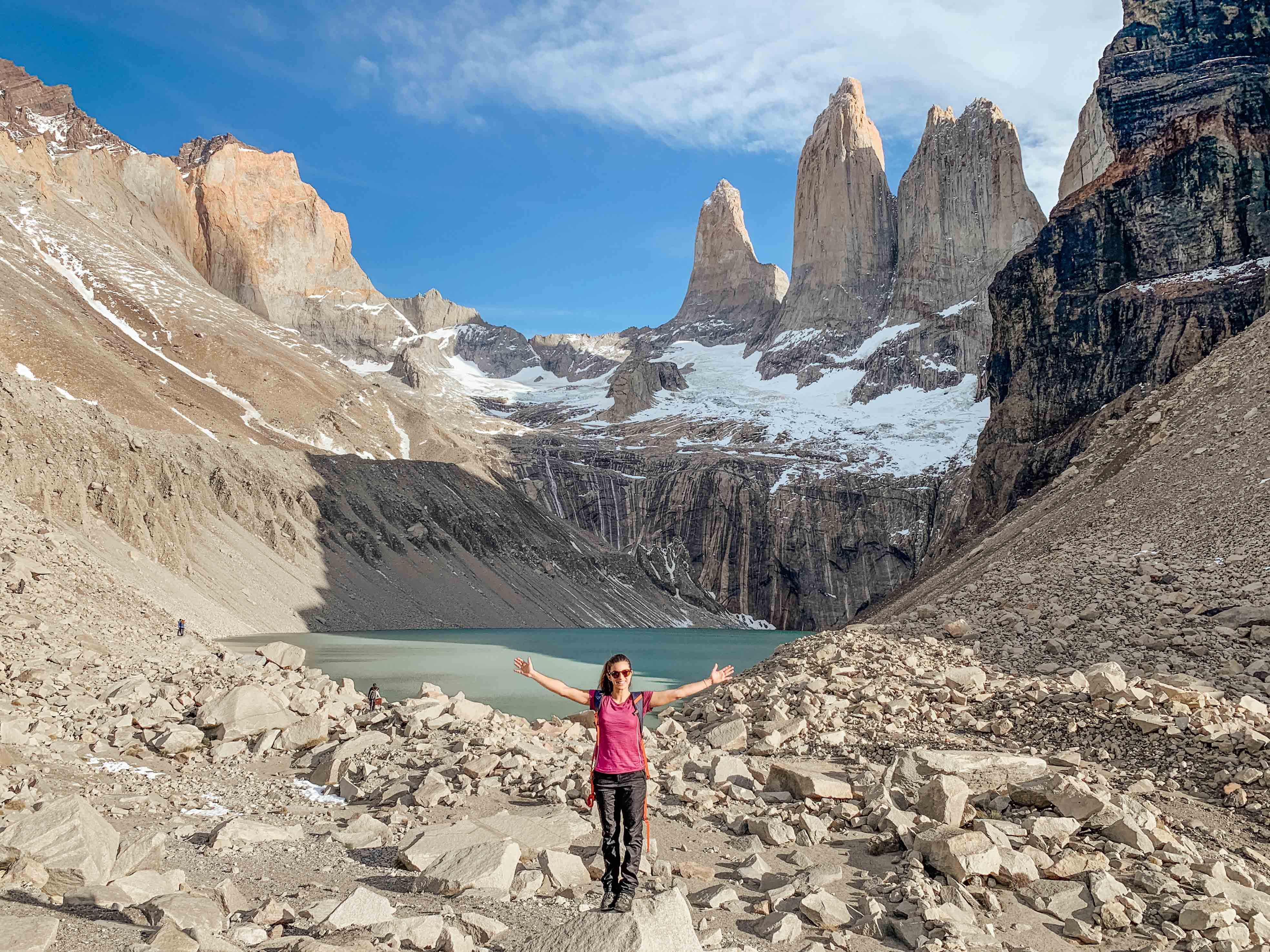 base das torres del paine no outono