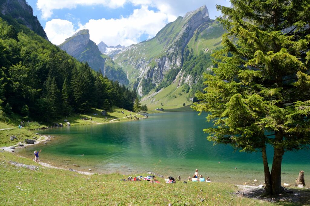 seealpsee durante o verão na Suíça